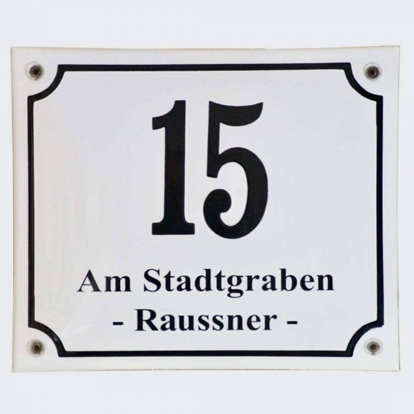 Hausnummer-mit-Straßen-u-Familienname